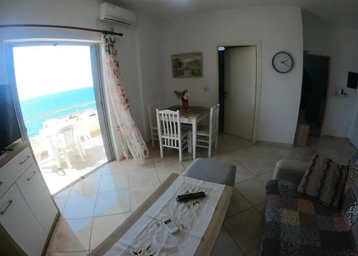 Passion Full Sea View アパート Sarandë